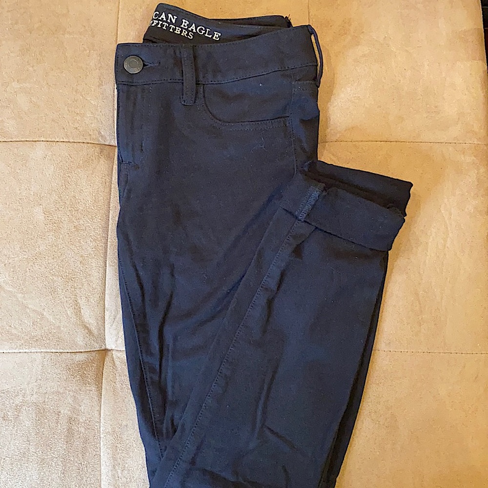 Black fabric jeggings from AE reg rise!